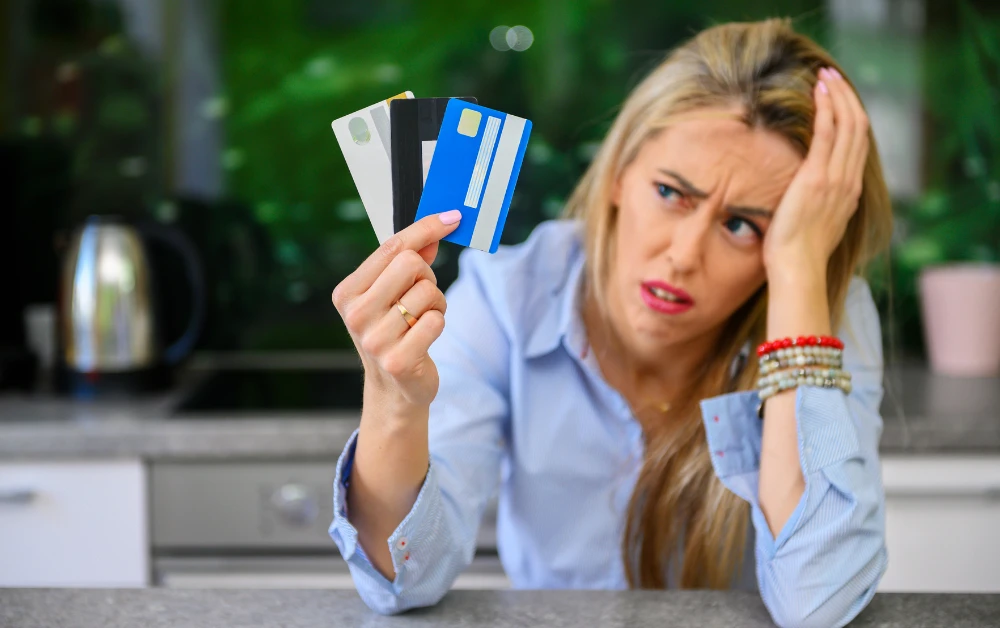 How Much Credit Card Debt is Too Much - Payzenic